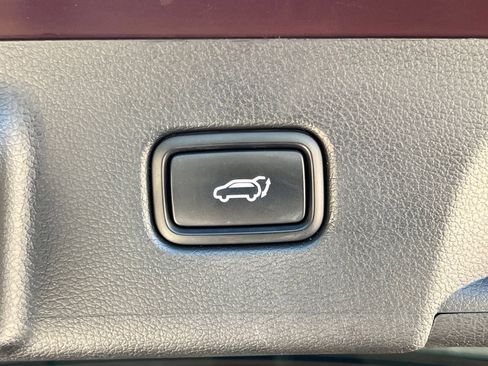 Used 2023 Hyundai Palisade SEL w/ Cargo Package FWD image 16