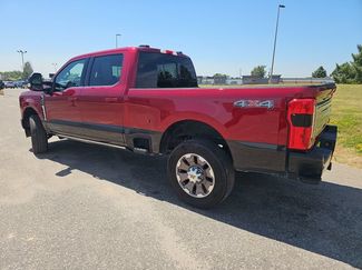 Used 2025 Ford F350 King Ranch AWD/4WD video 3