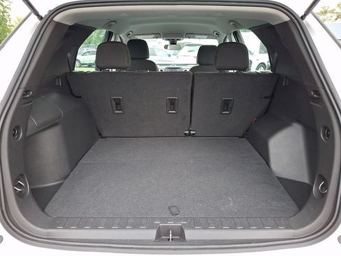 Used 2024 Chevrolet Equinox LS FWD image 29