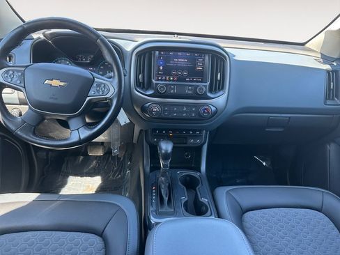 Used 2022 Chevrolet Colorado Z71 w/ Safety Package AWD/4WD image 13