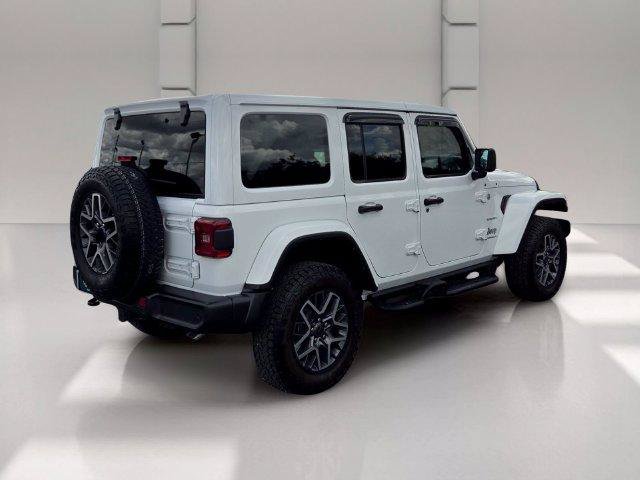 Used 2024 Jeep Wrangler Unlimited Sahara w/ Technology Group AWD/4WD image 5