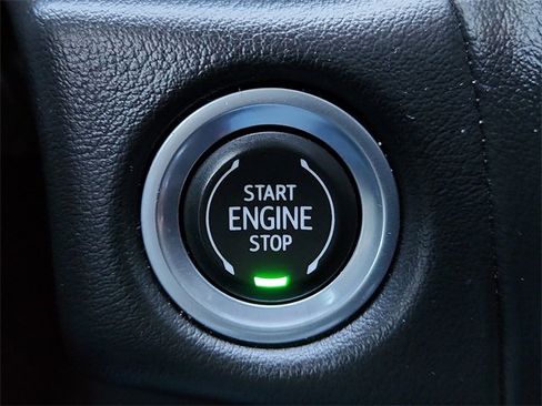 Used 2021 Chevrolet Tahoe LT image 21