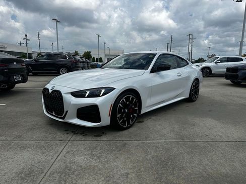 New 2026 BMW 430i Coupe w/ M Sport Package RWD image 1