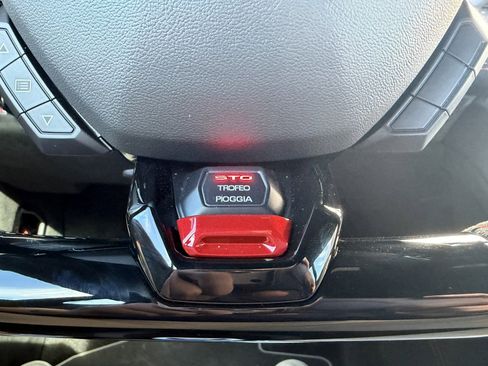 Used 2024 Lamborghini Huracan STO image 25