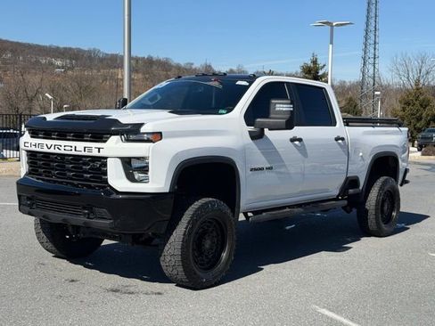 Used 2023 Chevrolet Silverado 2500 Custom w/ Custom Convenience Package image 9