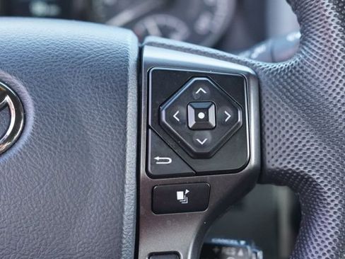 Used 2023 Toyota Tacoma TRD Off-Road w/ TRD Premium Off Road Package image 28