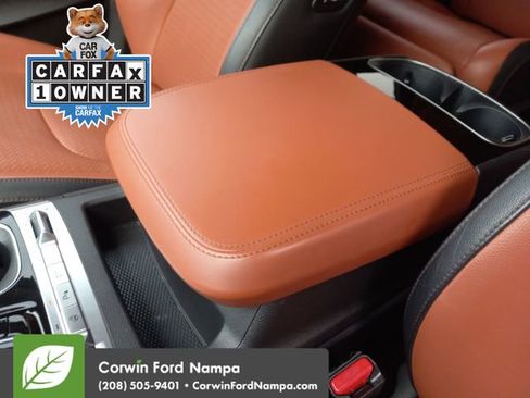 Used 2024 Kia Carnival SX Prestige image 19