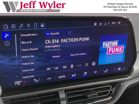 New 2025 Chevrolet Equinox EV RS w/ LPO, All-Weather Mat Package image 8