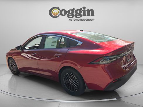 New 2026 Nissan Sentra SV w/ SV Convenience Package FWD image 3