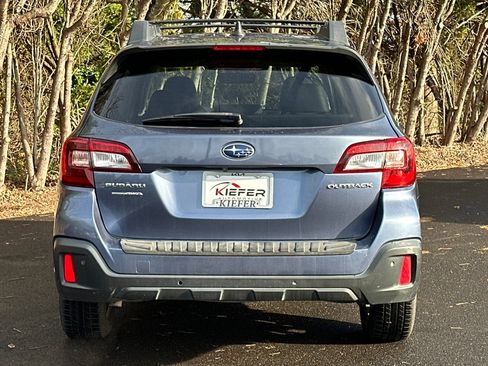 Used 2018 Subaru Outback 2.5i Limited image 5
