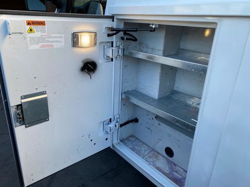 Used 2016 Ford E-350 and Econoline 350 Super Duty RWD image 56