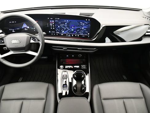 Used 2025 Audi A5 2.0T Premium w/ Convenience Package AWD/4WD image 19