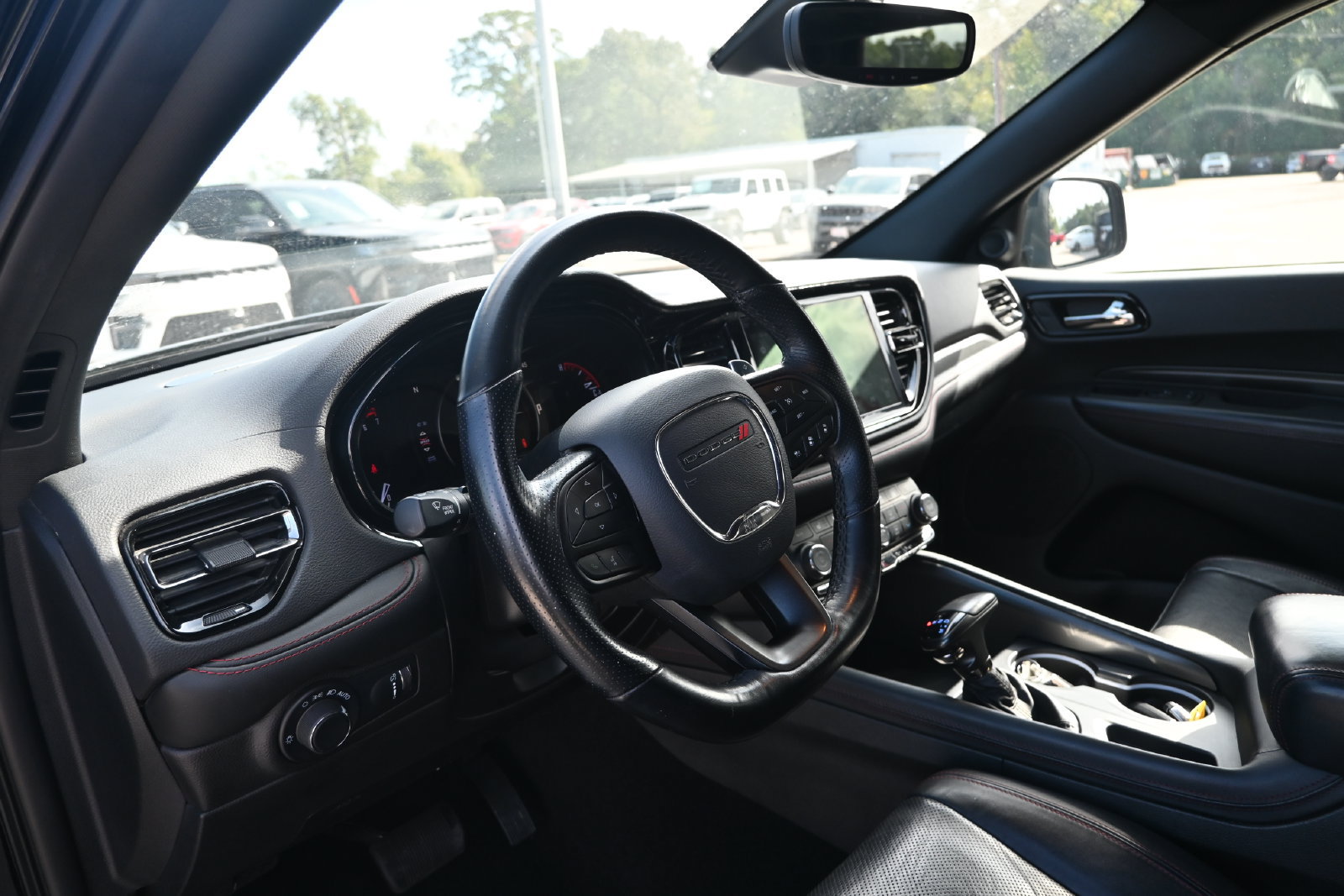 Used 2024 Dodge Durango GT RWD image 12