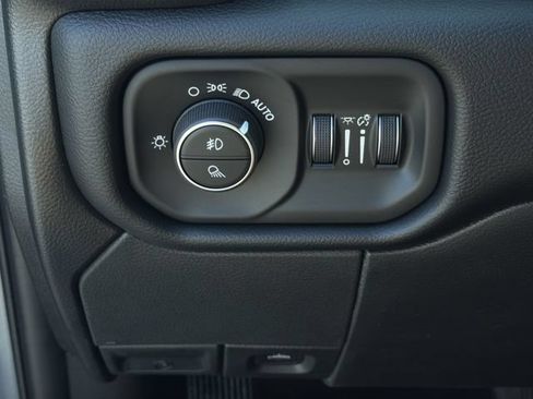 New 2026 RAM 2500 Laramie w/ Night Edition AWD/4WD image 28