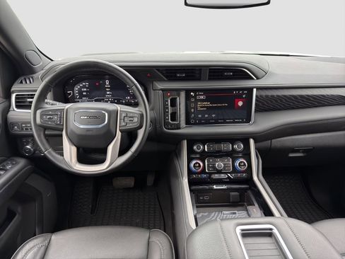 Used 2024 GMC Yukon Denali AWD/4WD image 14