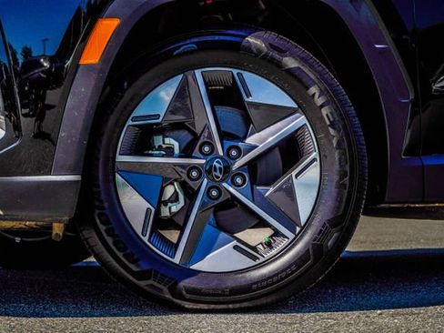 Certified 2025 Hyundai Tucson SEL FWD image 3