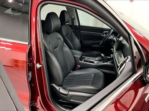 Used 2025 Kia Sorento S w/ Panoramic Sunroof Package AWD/4WD image 9