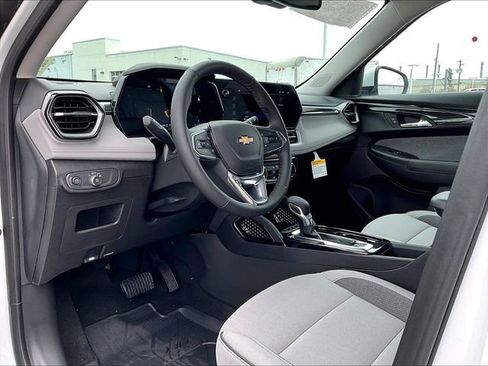 New 2026 Chevrolet TrailBlazer LT w/ Convenience Package image 8