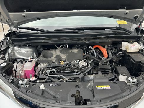 Used 2023 Toyota Sienna XSE AWD/4WD image 12