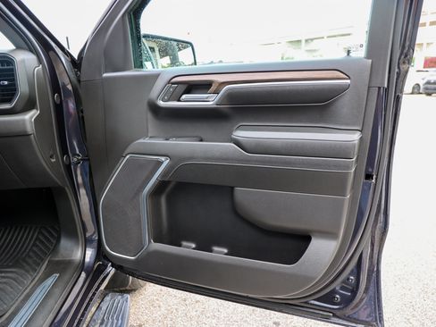 Used 2024 Chevrolet Silverado 1500 LT RWD image 28
