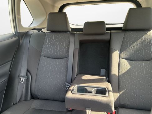 Used 2022 Toyota RAV4 XLE w/ Convenience Package AWD/4WD image 15
