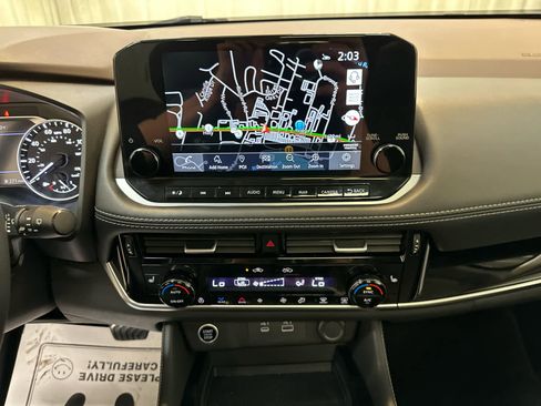 Certified 2022 Nissan Rogue SL w/ SL Premium Package image 6