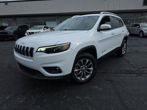Used 2020 Jeep Cherokee Latitude Plus w/ Cold Weather Group image 2