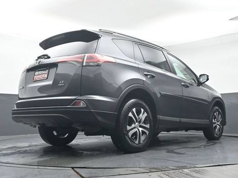 Used 2018 Toyota RAV4 LE w/ All Weather Liner Package AWD/4WD image 29