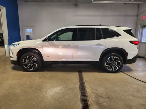 Certified 2025 Buick Enclave Sport Touring image 1