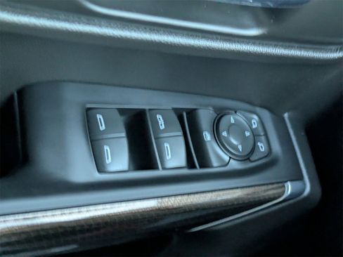 Used 2022 Chevrolet Silverado 1500 LT Trail Boss w/ Bed Protection Package image 24