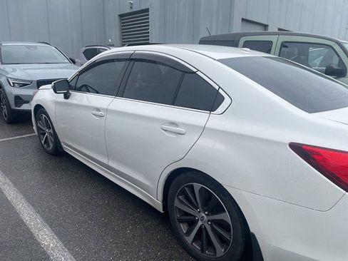 Used 2015 Subaru Legacy 2.5i Limited AWD/4WD image 9