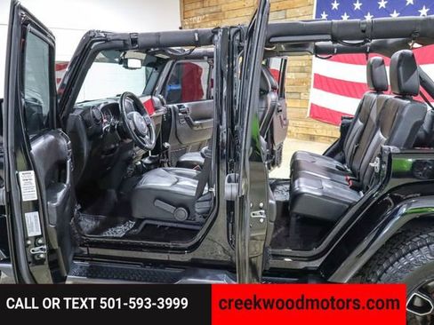 Used 2017 Jeep Wrangler Unlimited Sahara image 37