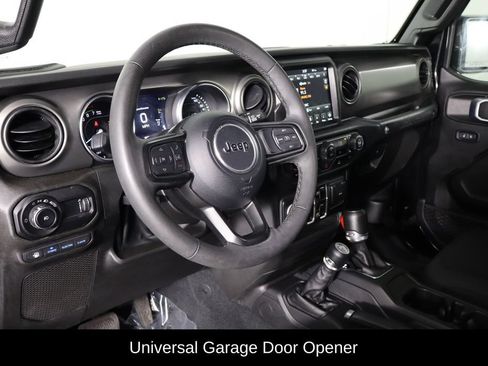 Used 2023 Jeep Wrangler Unlimited w/ Sun & Screen Package AWD/4WD image 23