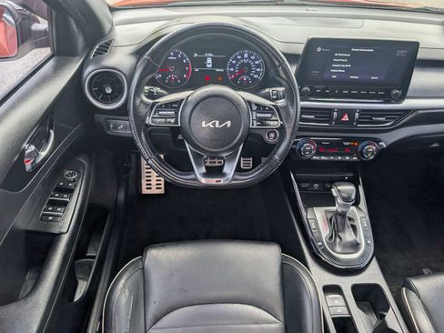 Used 2022 Kia Forte GT-Line w/ GT-Line Premium Package FWD image 17