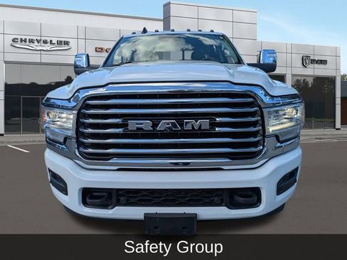 Used 2023 RAM 3500 Limited image 9