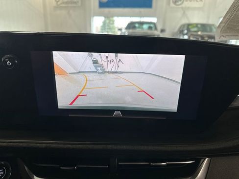 Used 2024 Buick Envista Preferred w/ Convenience II Package image 20