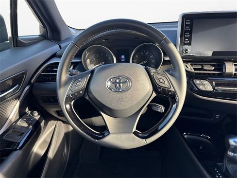 Used 2021 Toyota C-HR Nightshade image 12