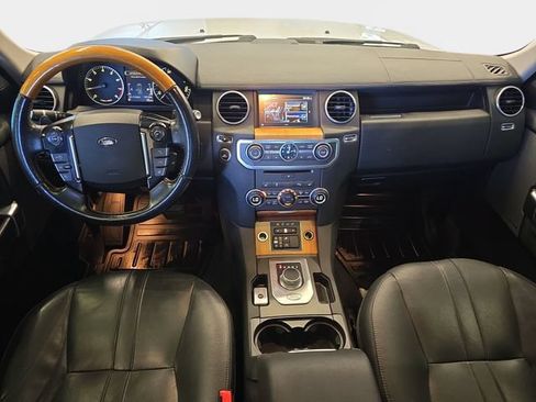 Used 2016 Land Rover LR4 HSE AWD/4WD image 10