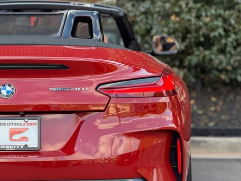 Used 2020 BMW Z4 sDrive30i w/ M Sport Package image 16