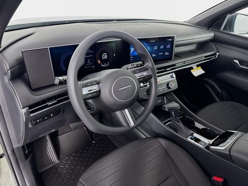 New 2026 Hyundai Santa Cruz SE FWD image 9