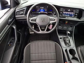 Used 2024 Volkswagen Jetta Sport video 2