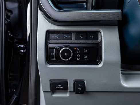 Used 2023 Ford F450 Limited w/ FX4 Off-Road Package image 22