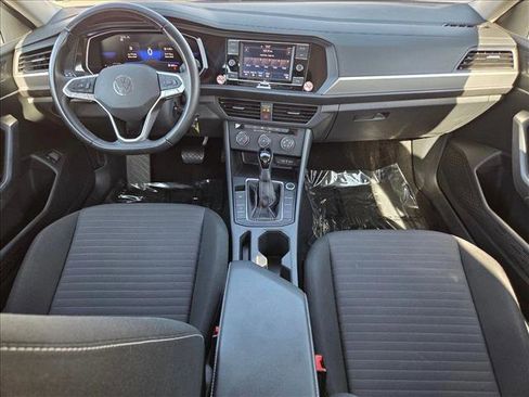 Used 2024 Volkswagen Jetta S image 16