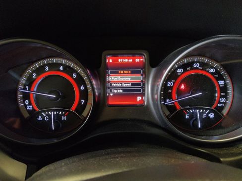 Used 2020 Dodge Journey Crossroad FWD image 23