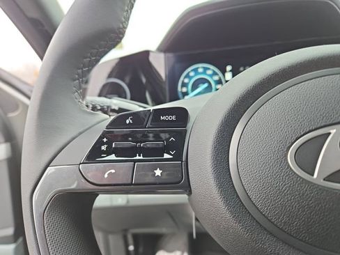 New 2026 Hyundai Elantra Limited FWD image 21