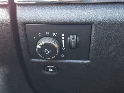 Certified 2020 Jeep Grand Cherokee Limited image 32