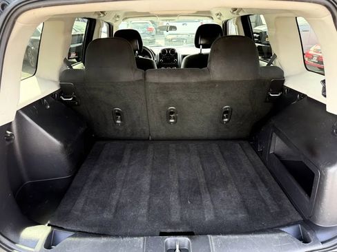 Used 2014 Jeep Patriot Sport w/ Power Value Group image 11