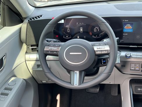 New 2026 Hyundai Elantra Limited image 18