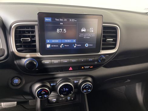 New 2026 Hyundai Venue SEL image 22