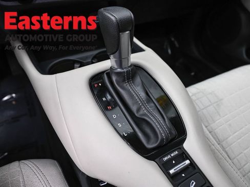 Used 2025 Honda HR-V LX image 13